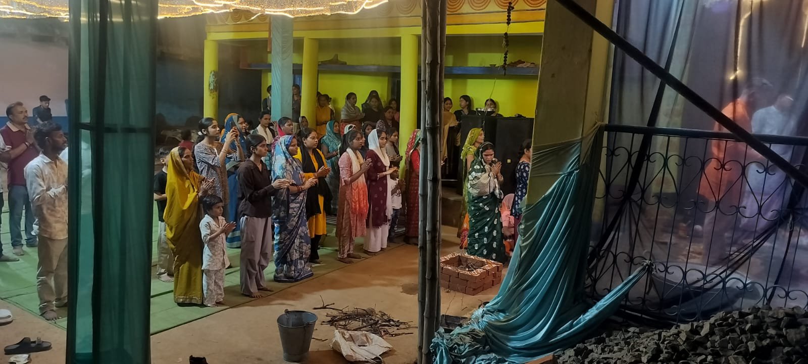 जयकारों से गूंजा लोहारी: बुजुर्गों से लेकर बच्चों तक में दिखा प्रथम गणेश उत्सव का उत्साह