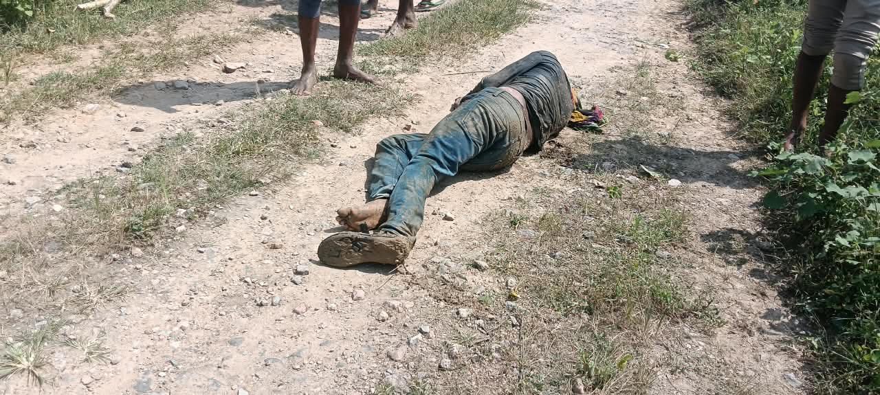 केरहा नाला के पास अनियंत्रित हुई बाइक, सड़क हादसे में अज्ञात चालक गंभीर घायल — जटगा पुलिस की तत्परता से